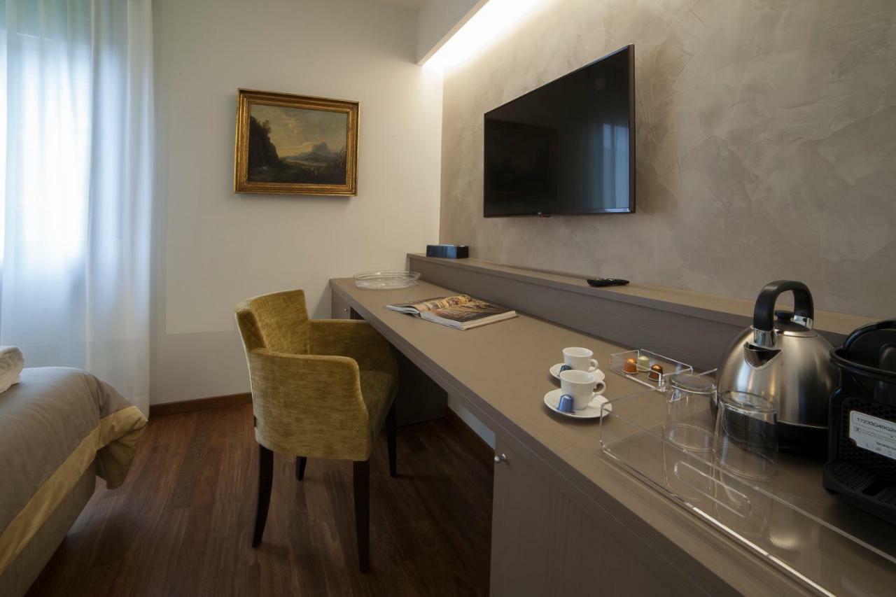 ורונה Parco Dell'Adige Rooms מראה חיצוני תמונה